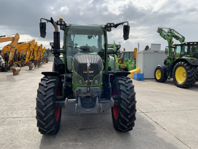 Fendt 513 Vario (ST23838)