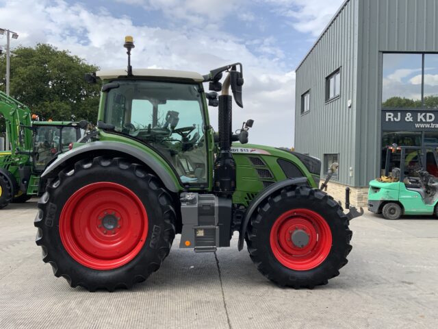 Fendt 513 Vario (ST23838)