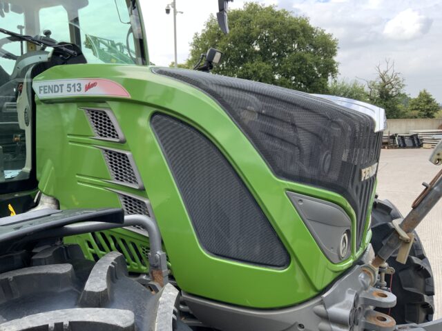 Fendt 513 Vario (ST23838)