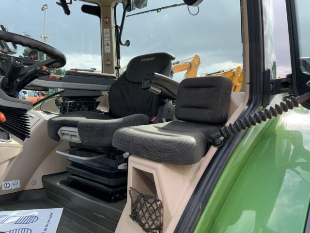 Fendt 513 Vario (ST23838)