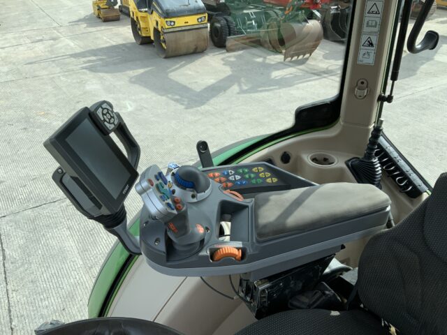 Fendt 513 Vario (ST23838)