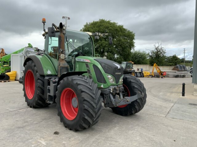 Fendt 720 Profi Plus Tractor (ST23132)