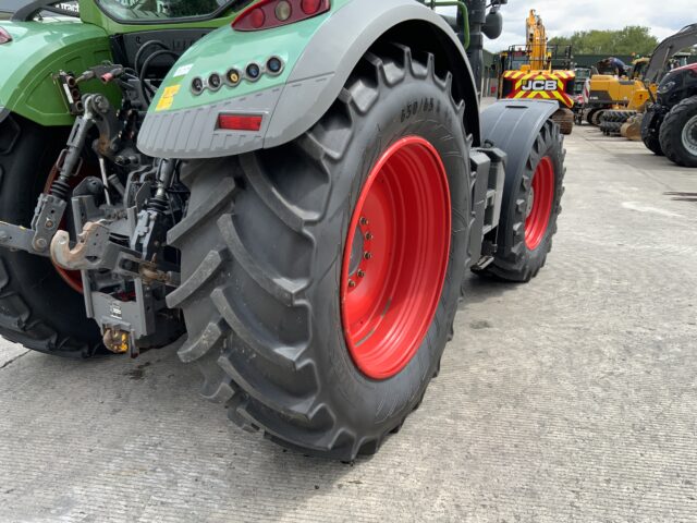 Fendt 724 Profi Plus Tractor (ST23447)