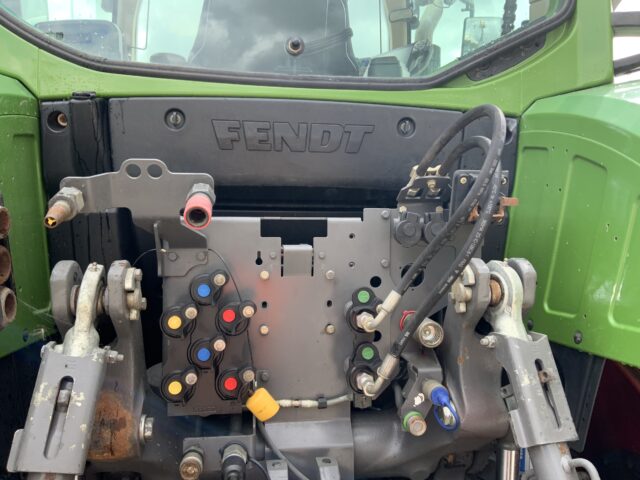 Fendt 724 Profi Plus Tractor (ST23447)
