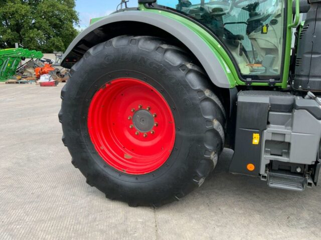 Fendt 724 Profi Plus Vario Tractor (ST23355)