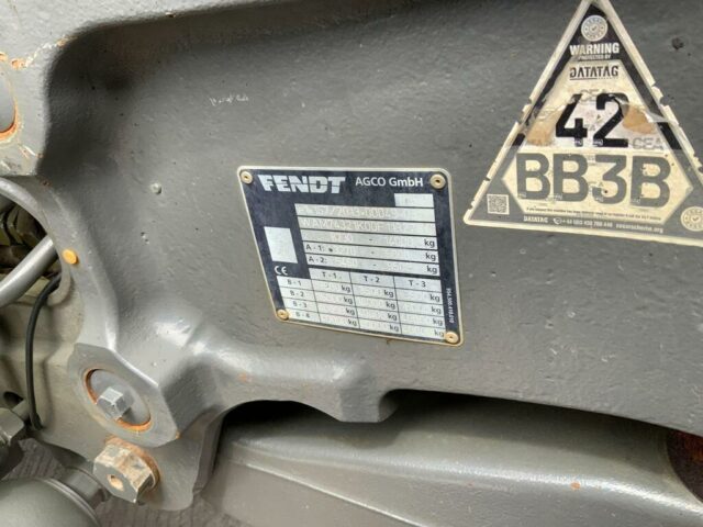 Fendt 724 Profi Plus Vario Tractor (ST23355)