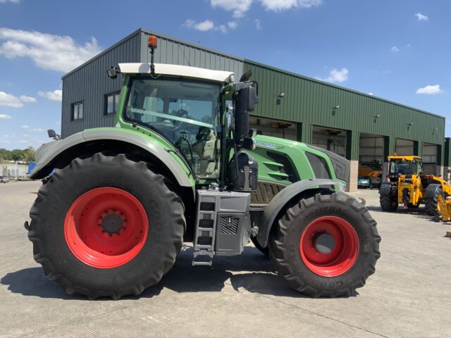 Fendt 828 Power Tractor (ST18710)
