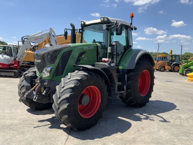Fendt 828 Power Tractor (ST18710)