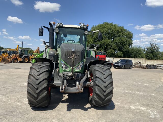 Fendt 828 Profi Plus Tractor (ST21378)
