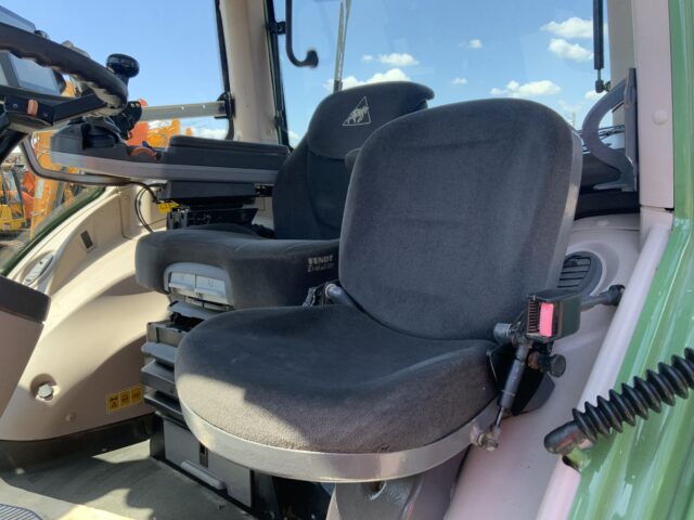 Fendt 828 Profi Plus Tractor (ST21378)