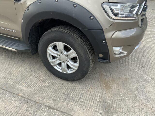 Ford Ranger 2.0 EcoBlue Limited Double Cab Pickup (ST24019)