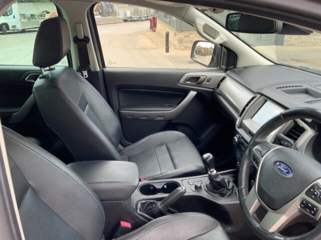 Ford Ranger 2.0 EcoBlue Limited Double Cab Pickup (ST24019)