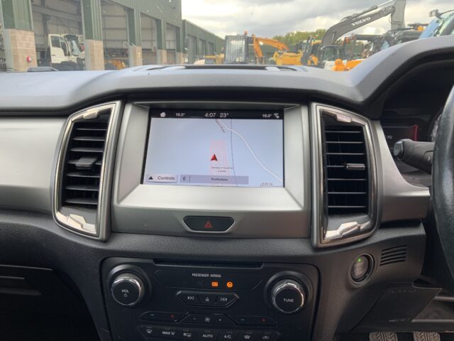 Ford Ranger 2.0 EcoBlue Limited Double Cab Pickup (ST24019)