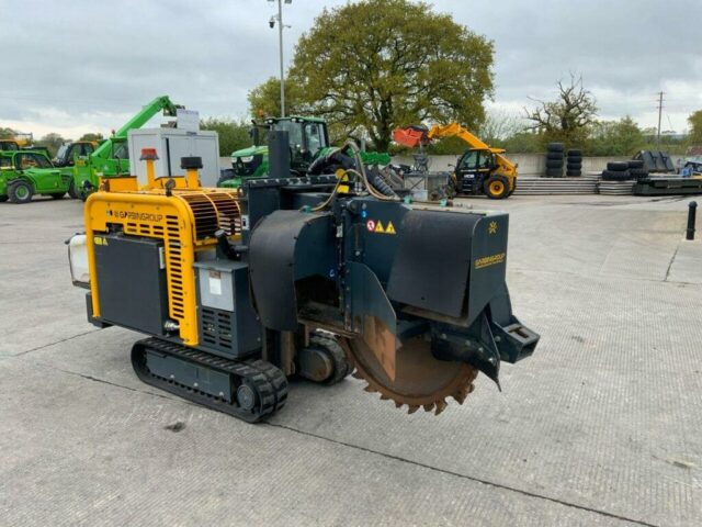 Garbin Fiber 450E Remote Control Wheel Excavator (ST22902)