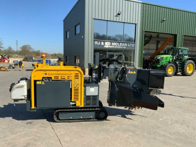 Garbin Fiber Remote Control Wheel Excavator 450E (ST22898)