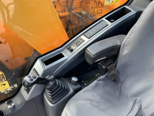 Hyundai HX145LCR Digger (ST23661)