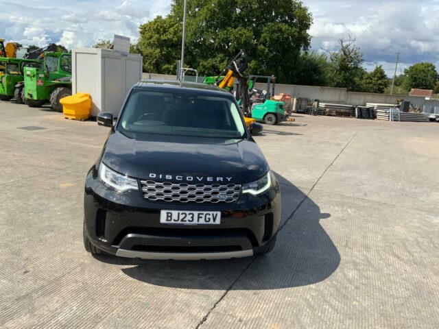 Land Rover D300 Discovery Commercial (ST24129)