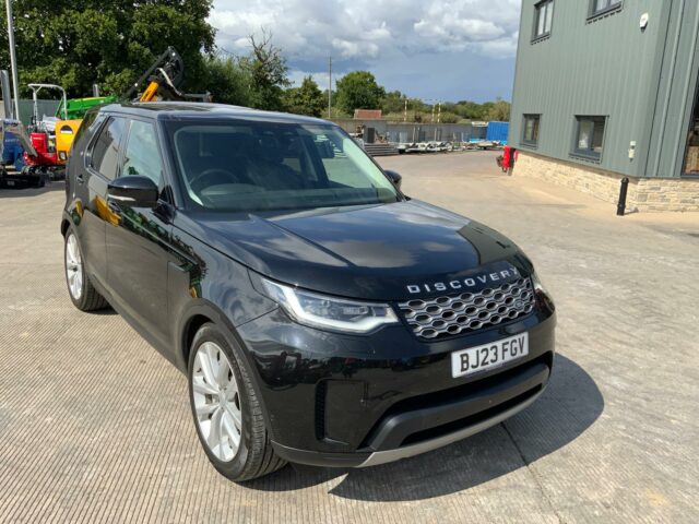 Land Rover D300 Discovery Commercial (ST24129)