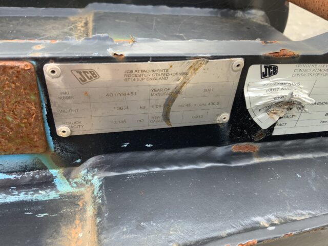 JCB 2ft bucket