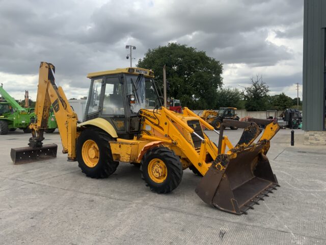 JCB 3cX Sitemaster Wheeled Digger (ST23901)