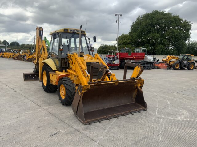 JCB 3cX Sitemaster Wheeled Digger (ST23901)