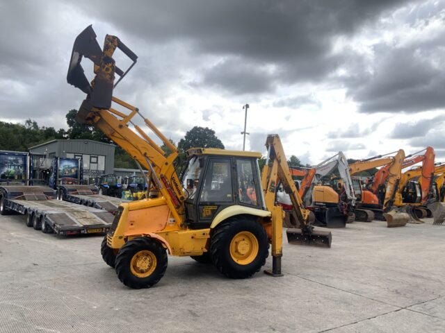JCB 3cX Sitemaster Wheeled Digger (ST23901)