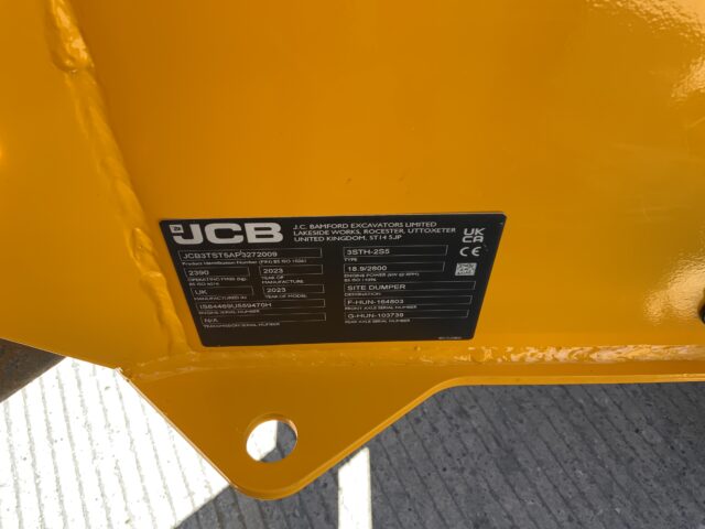 JCB 3T-2 Swivel Tip Dumper (ST23825)