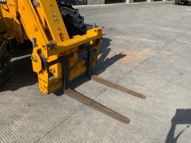 JCB 542-70 Agri Xtra Telehandler (ST23367)