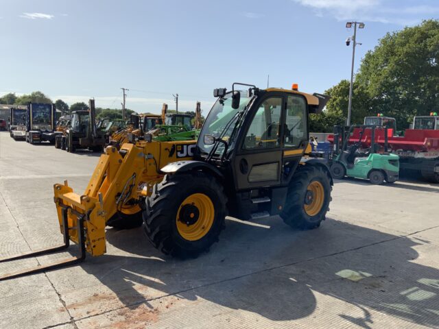 JCB 542-70 Agri Xtra Digger (ST23367)