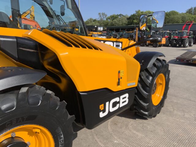 JCB 542-70 Agri Xtra Digger (ST23367)