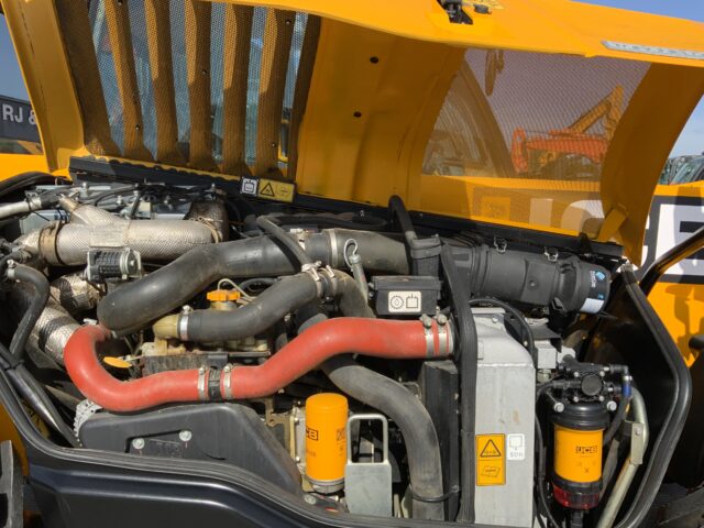 JCB 542-70 Agri Xtra Digger (ST23367)