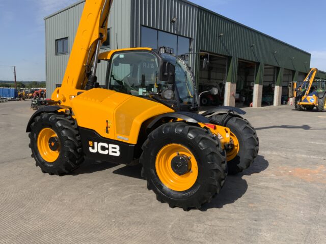 JCB 542-70 Agri Xtra Digger (ST23367)