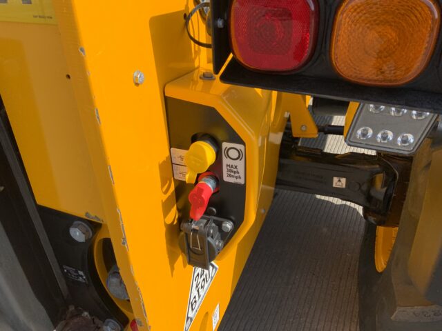 JCB 542-70 Agri Xtra Digger (ST23367)
