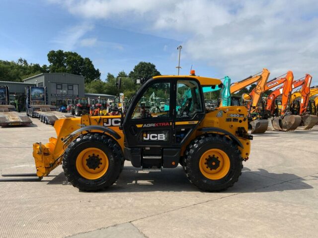 JCB 560-80 Agri Super Telehandler (ST23410)