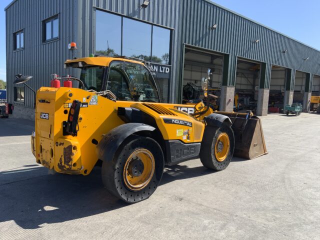 JCB 560-80 Industrial Telehandler (ST23086)