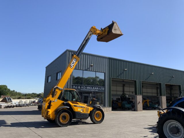 JCB 560-80 Industrial Telehandler (ST23086)