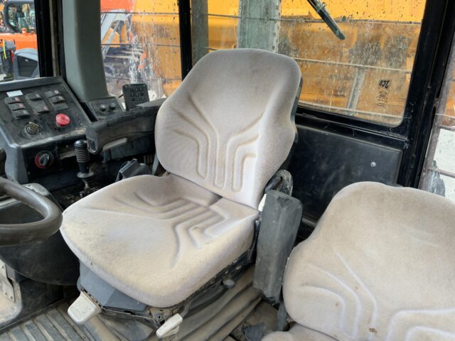 JCB 714 ADT Articulated Dump Truck