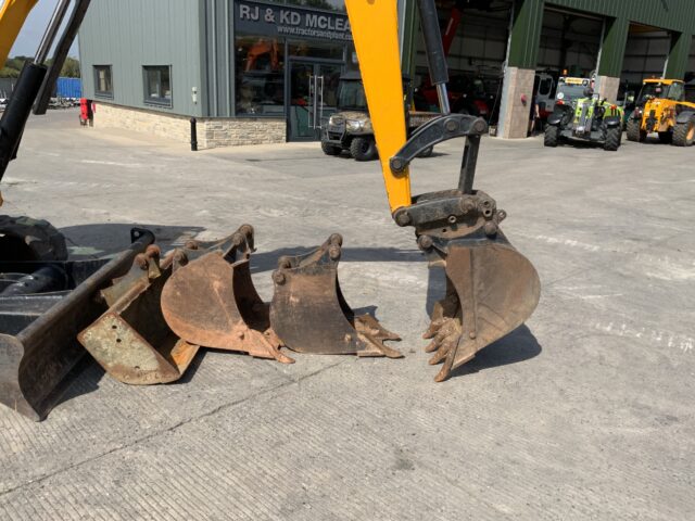 JCB 8045 ZTS Digger (ST23643)