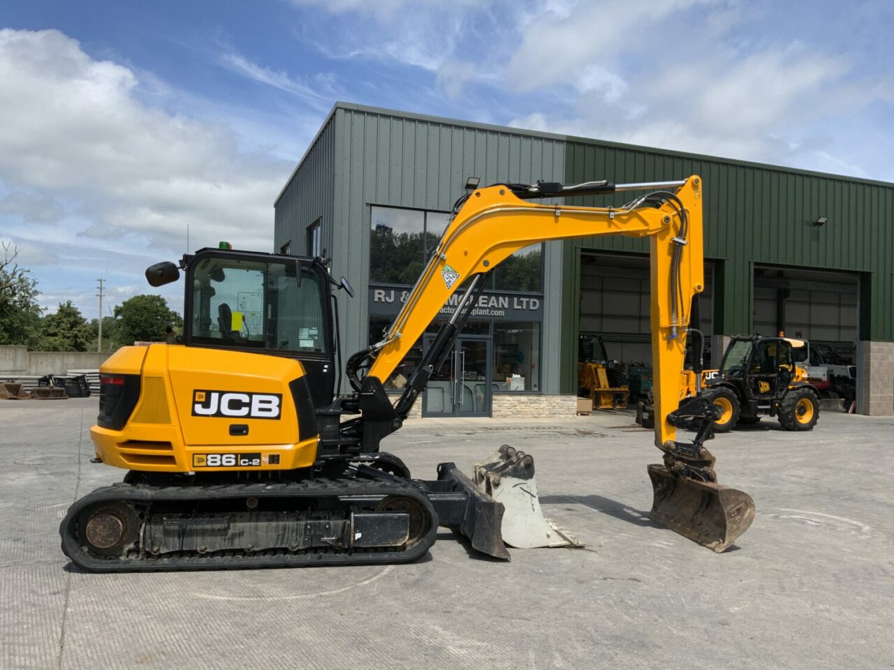 jcb-86c-2-digger-st23826-img-7681-1500x1125
