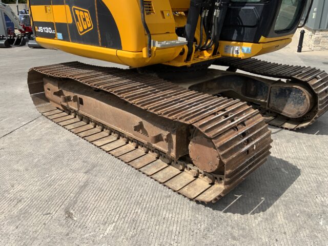 JCB JS130 LC Digger