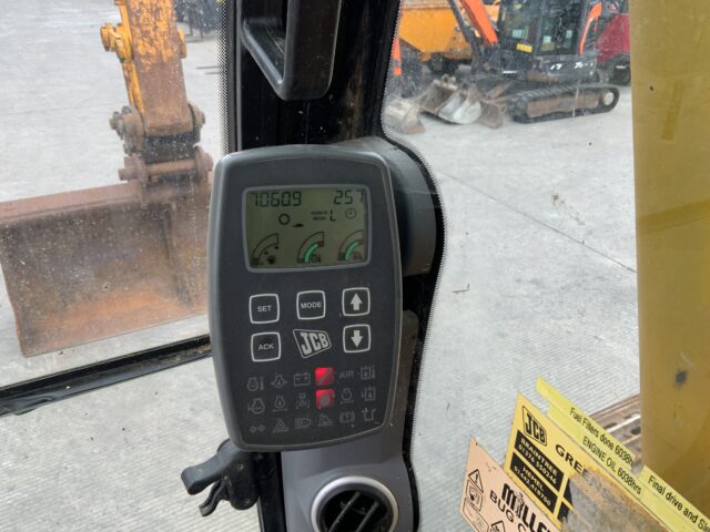 JCB JS160 LC Digger (ST21953)