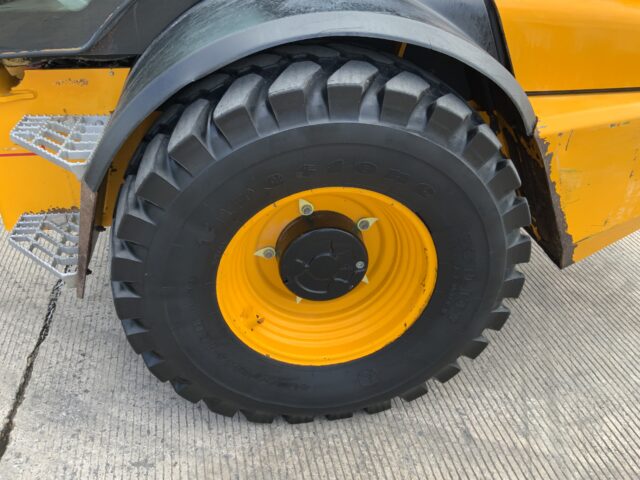 JCB TM320S Pivot Steer (ST23560)