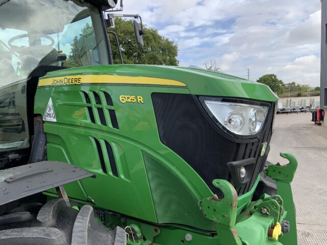 John Deere 6125R (ST23391)