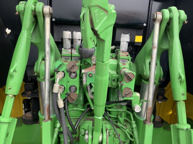 John Deere Tractor  6155M (ST23502)