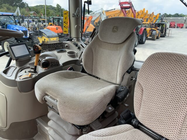 John Deere 6175R (ST23497)