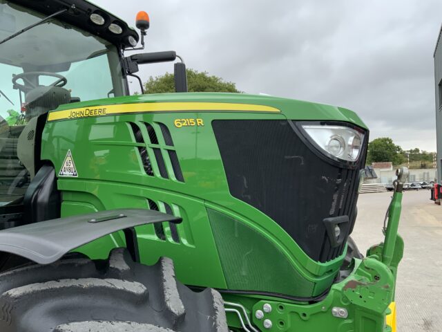 John Deere 6215R Ultimate Edition (ST23847)