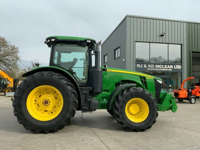 John Deere 8270R Tractor (ST21773)