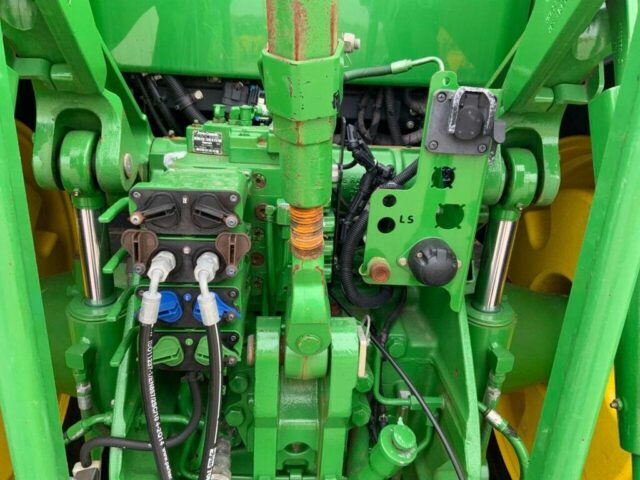 John Deere 8270R Tractor (ST21773)