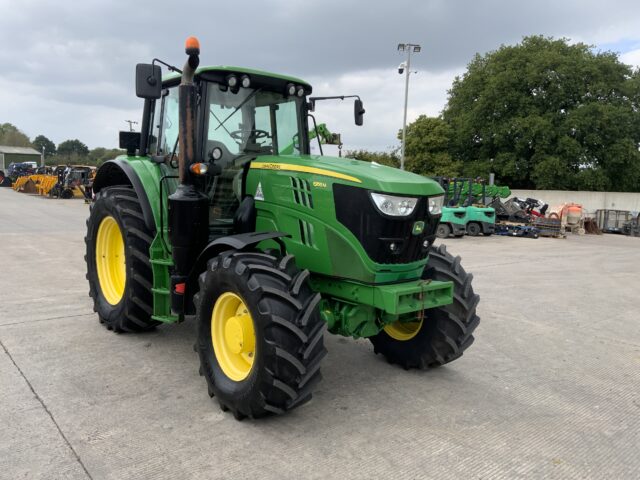 John Deere Tractor  6155M (ST23502)
