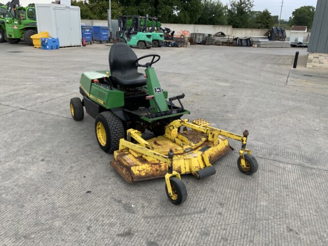 John Deere F935 Out Front Mower (ST23828)